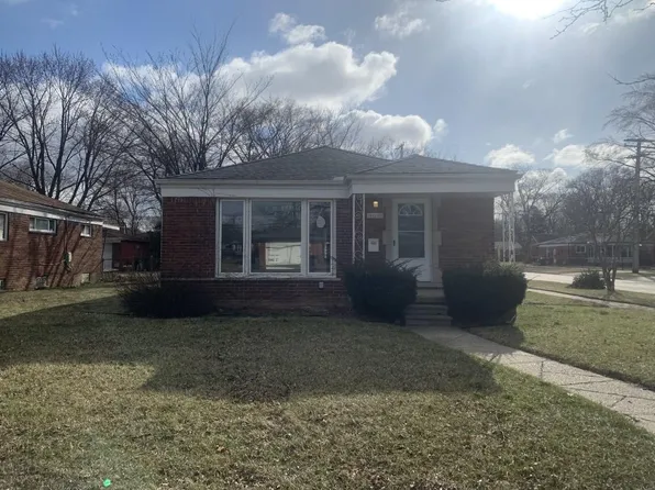 24200 Scotia Rd, Oak Park, MI 48237