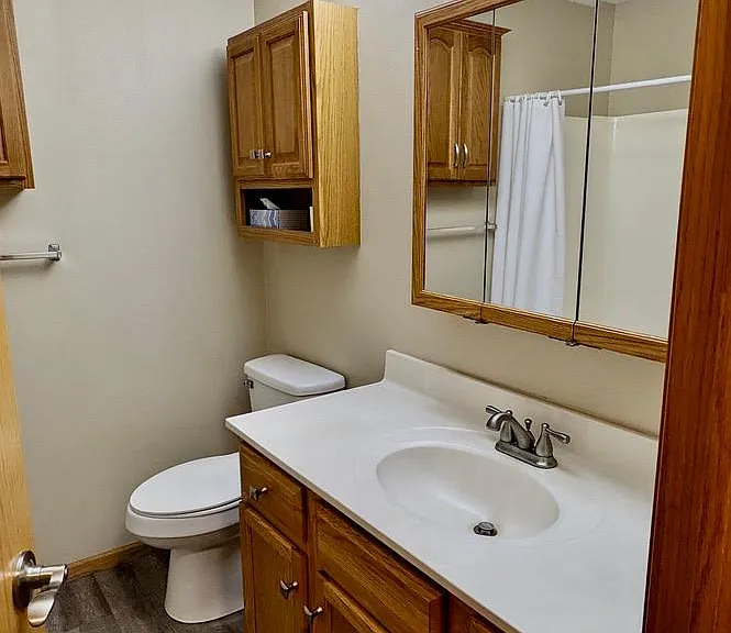 2058 Northland Cir — Photo 14