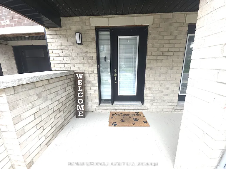 585 Colborne St E — Photo 4