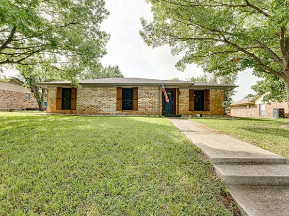 3003 Linda Dr, Ennis, TX 75119