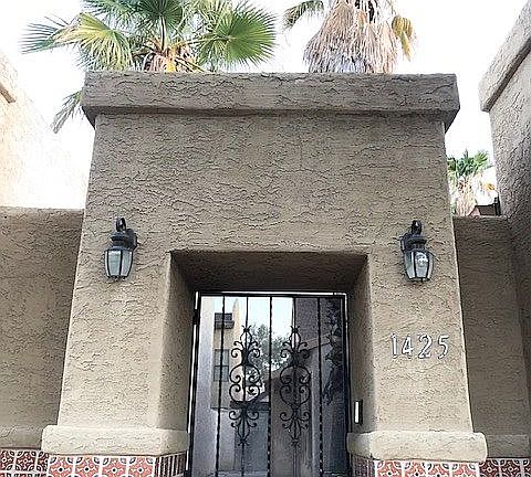 2nd image of 1425 W Calle Plomo