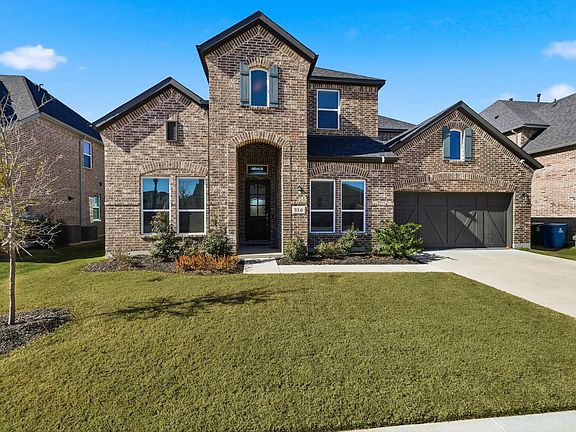 2nd image of 316 Oakmont Dr
