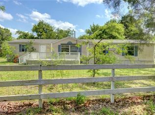 369 Lower Red Rock Rd, Bastrop, TX 78602