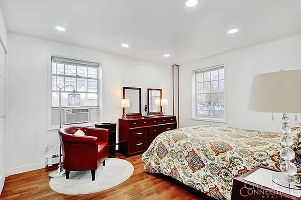 Sold by City Connections Realty | media 24