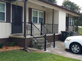 323 Arrowhead Dr, Maryville, TN 37801