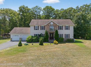 108 Peace Falls Rd, East Stroudsburg, PA 18302