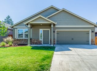 21335 NE Eagle Crossing Ave, Bend, OR 97701