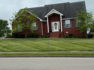 101 Creekside Dr, Danville, KY 40422