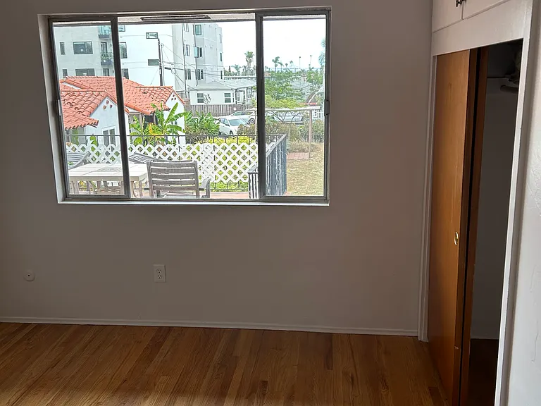 4492-4502 Illinois St #4492 — Photo 3