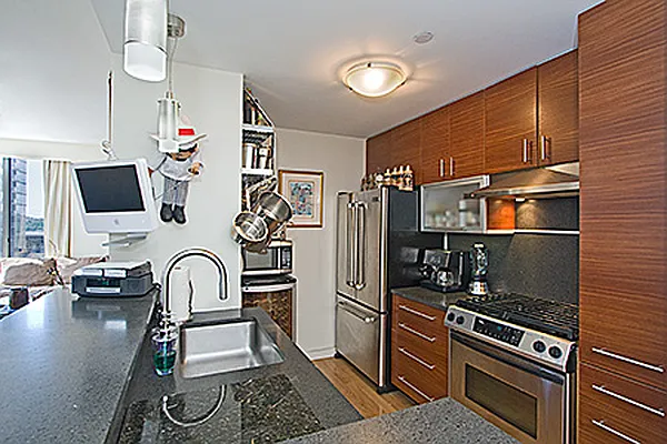 Rented by In New York Realty | media 28