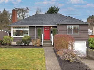 8251 41st Ave NE, Seattle, WA 98115