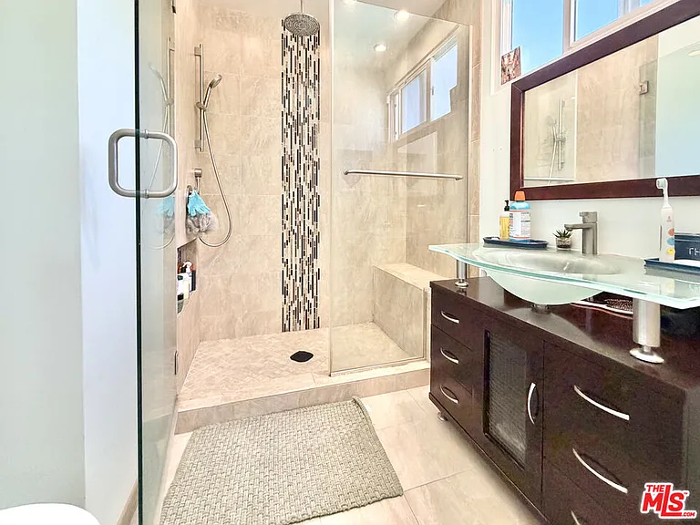 6127 Lockhurst Dr — Photo 19
