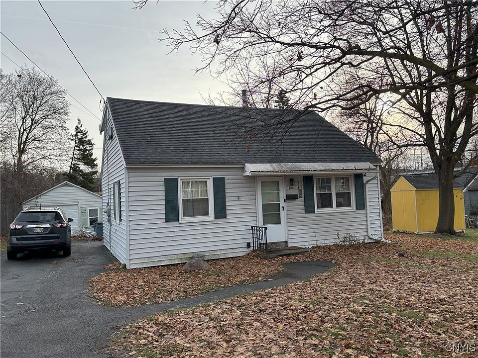 1st image of 100 Horseshoe Dr