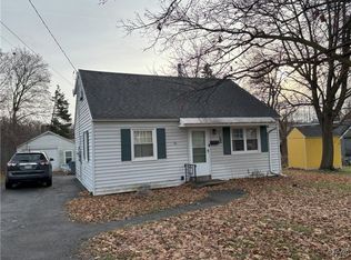 100 Horseshoe Dr, Syracuse, NY 13219