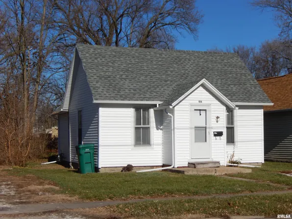 816 W Washington St, Macomb, IL 61455