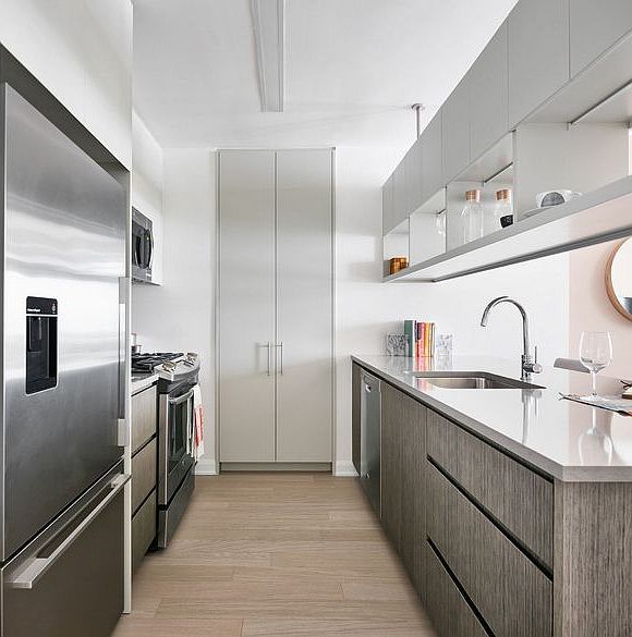 2nd image of 30 W 21st St Fl 9