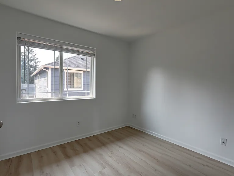 20302 Dayton Ave N #ADU — Photo 9