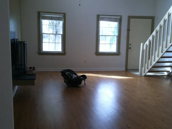 4208 Lindberg Pl, Virginia Beach, VA 23453