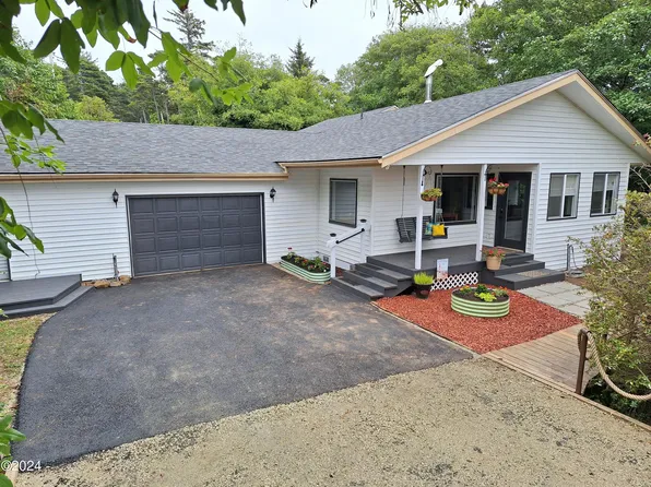10361 NW Ray St, Seal Rock, OR 97376