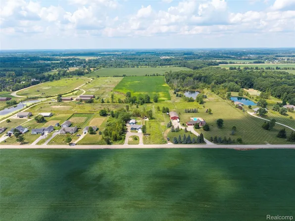 Sharp Rd, Swartz Creek, MI 48473