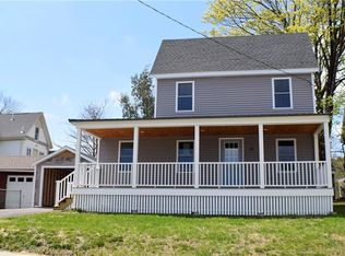 53 Central Park Ave, Old Orchard Beach, ME 04064