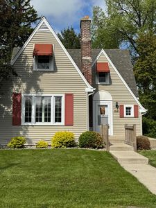 812 S Lake Park Ave, Hobart, IN, 46342