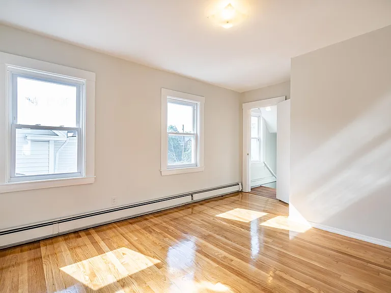 31 Adams St #1 — Photo 15
