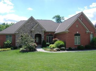 57 Chateau Valley Ln, South Lebanon, OH