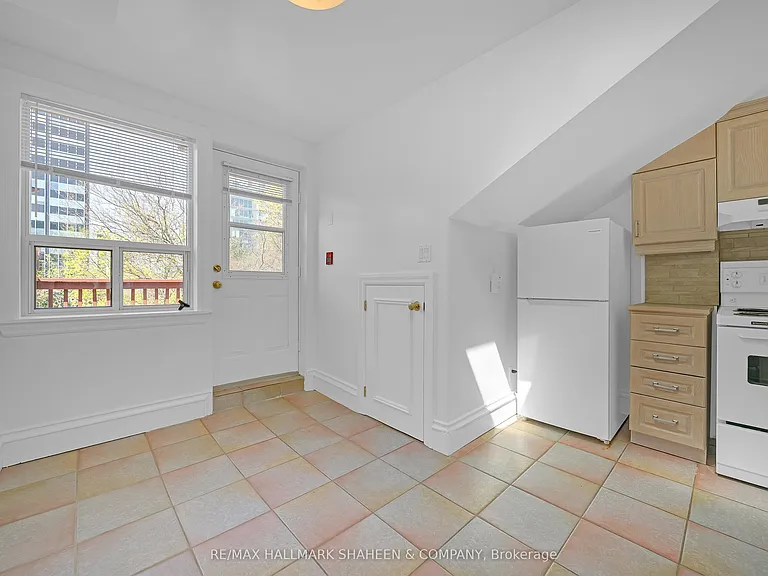 12 Foxbar Rd #3 — Photo 12
