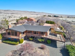 10300 Roza Hill Dr, Yakima, WA 98901