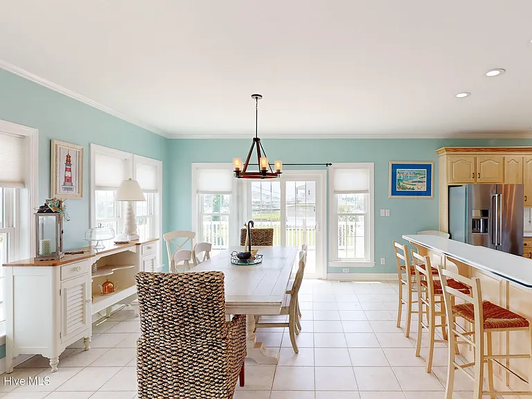 306 Marina Way — Photo 16