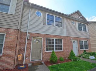 24 Hannah Ln, Morgantown, WV 26505