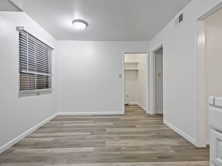 7719 Alexandria Pl — Photo 33