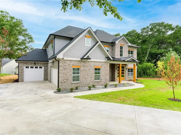 2575 Beaver Ruin Rd, Norcross, GA 30071