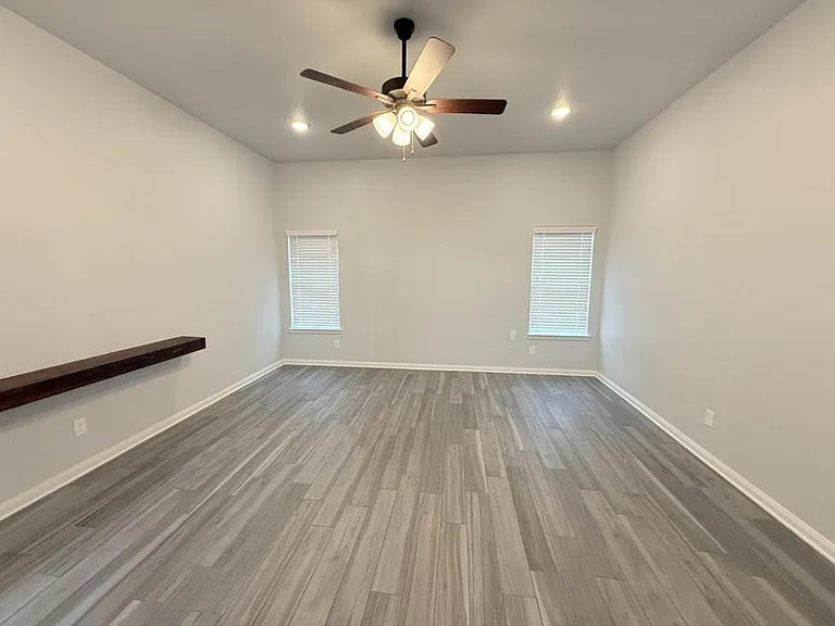 8301 Grayson Trl — Photo 22