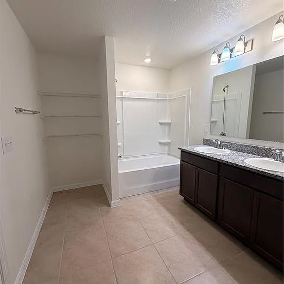 3063 Sanctuary Dr — Photo 19