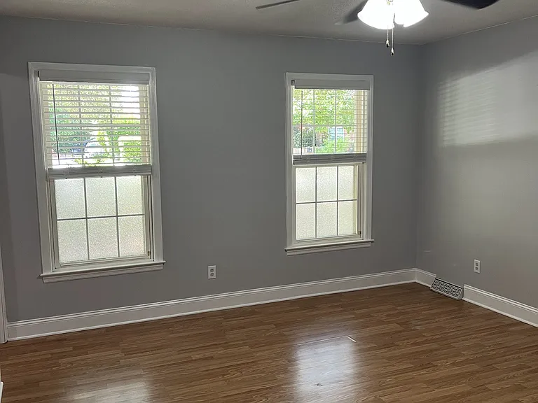 944 Cottingham Dr — Photo 11