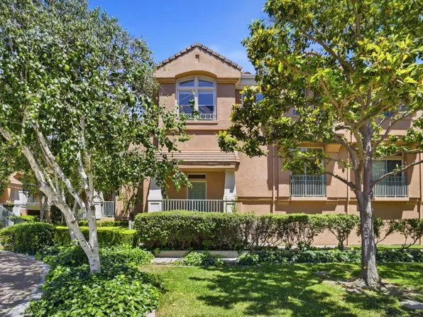 154 Paseo Ct, Mountain View, CA 94043