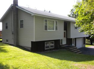 1018 Ballard Rd, Milton, VT 05468