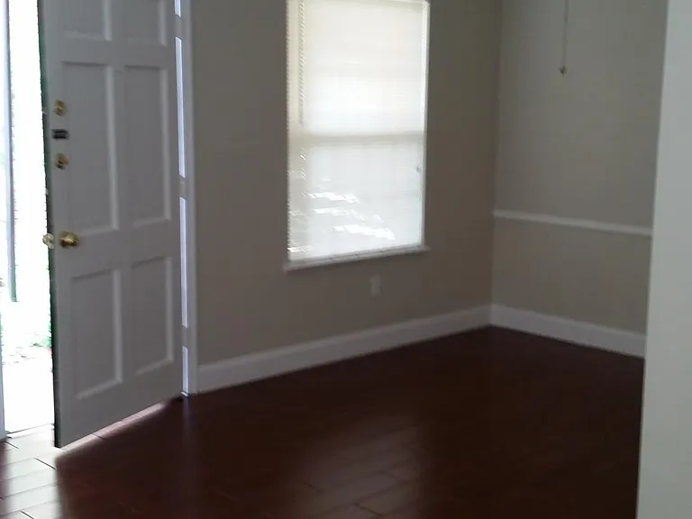 Entrance to living and dining room