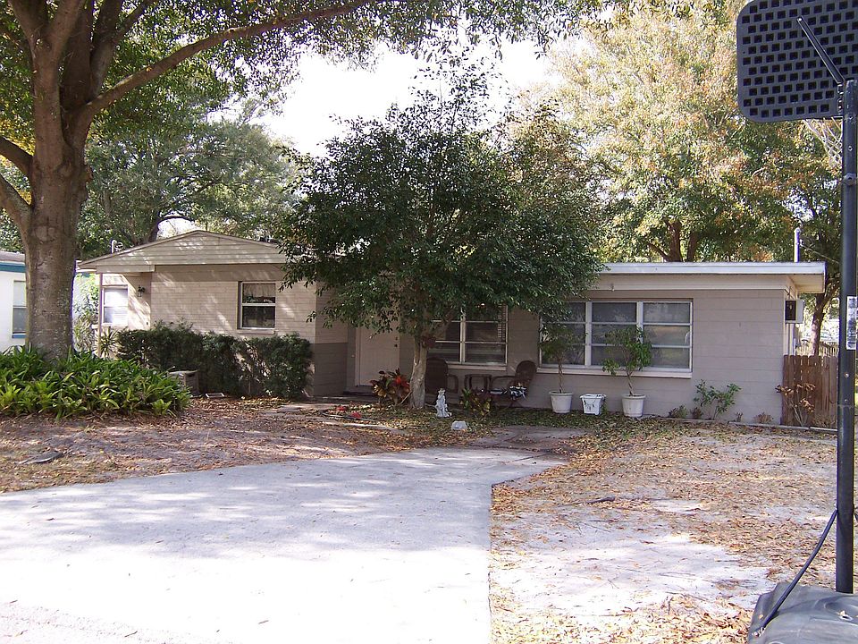 1st image of 230 Hillside Dr