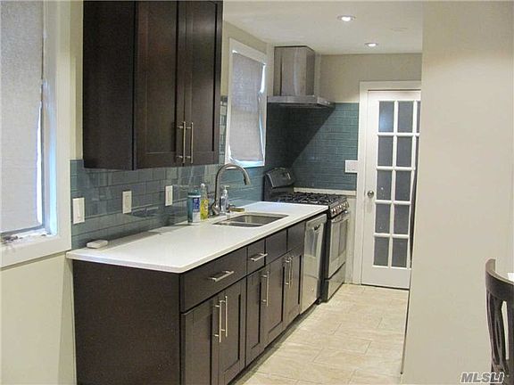 2nd image of 35 Clinton Ave