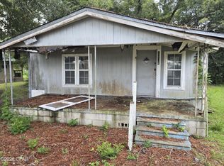 1031 Washington Ave, Graceville, FL 32440