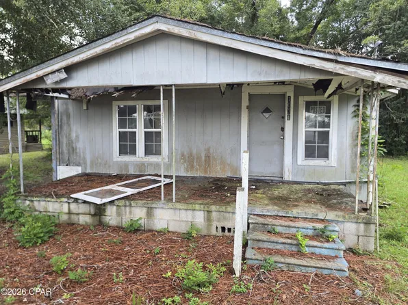 1031 Washington Ave, Graceville, FL 32440