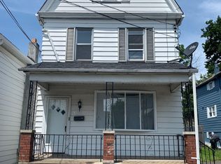 57 Oakwood Ln, Wilkes Barre, PA 18702