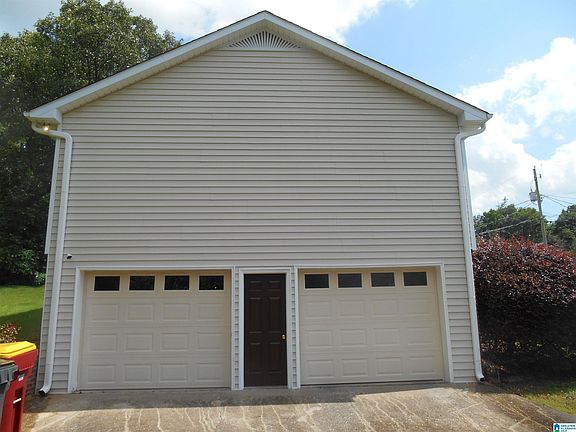 2nd image of 5277 Briarwood Cir