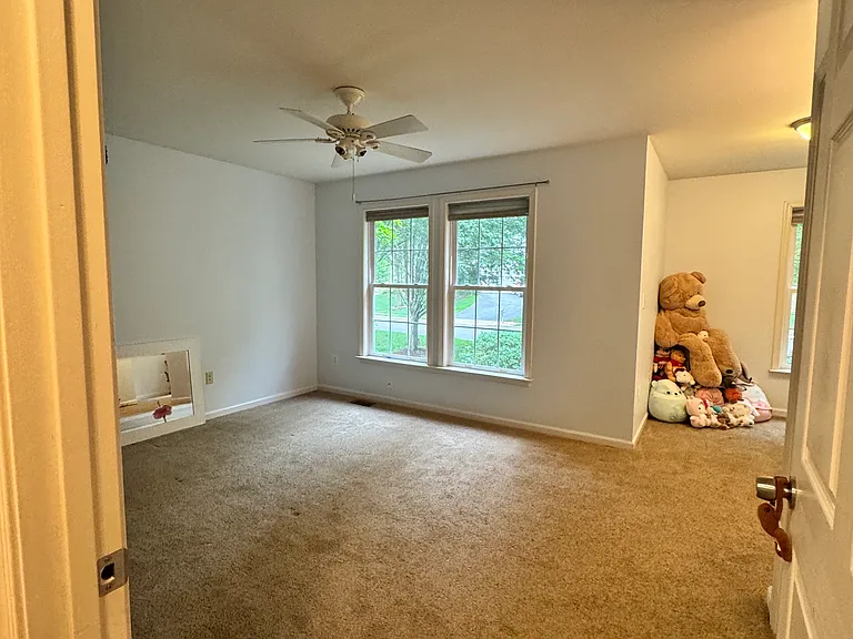 7404 Silent Willow Ct — Photo 26