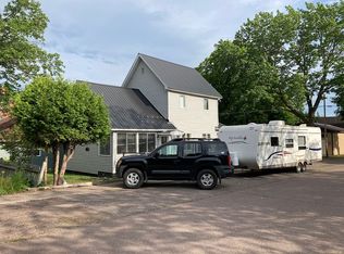 234 Schoolcraft St, Lake Linden, MI 49945