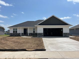 4617 Paul Ln, Green Bay, WI 54313