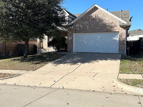 2nd image of 5017 Bedfordshire Dr